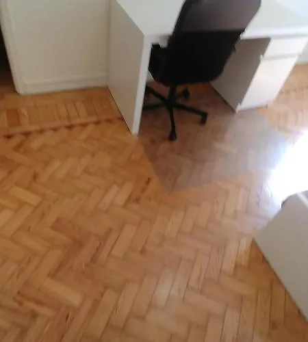 Couette-café In The Heart Of Lisboa